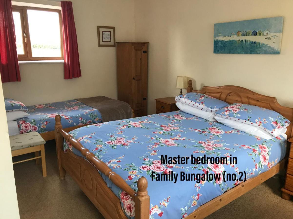 Court Farm Holiday Bungalows Ltd Watchet Exteriör bild