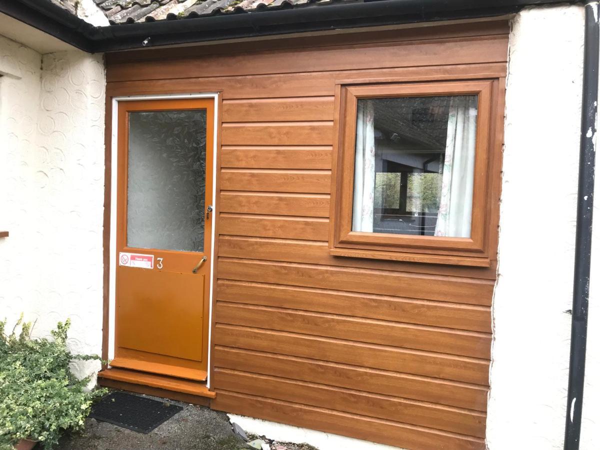 Court Farm Holiday Bungalows Ltd Watchet Exteriör bild