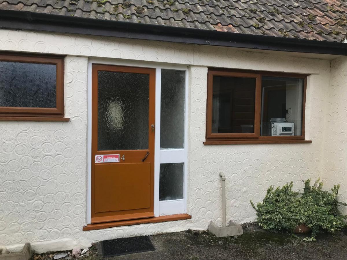 Court Farm Holiday Bungalows Ltd Watchet Exteriör bild