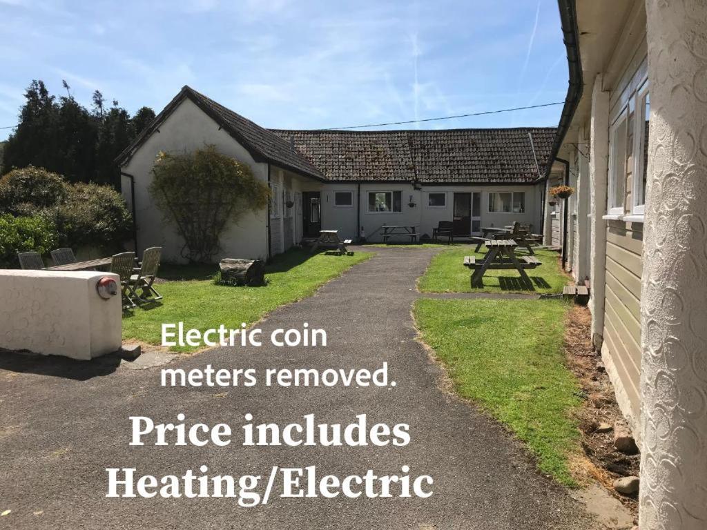 Court Farm Holiday Bungalows Ltd Watchet Exteriör bild